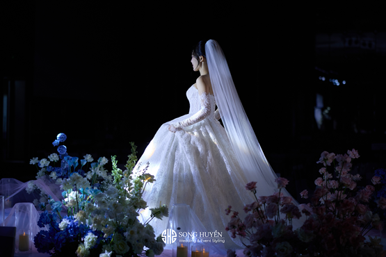 Sảnh cưới núi & biển - chú rể Thái Sơn & cô dâu Thùy Dương 00010