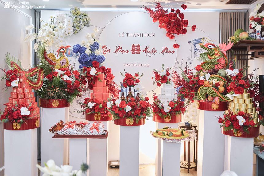 Tráp ăn hỏi truyền thống 