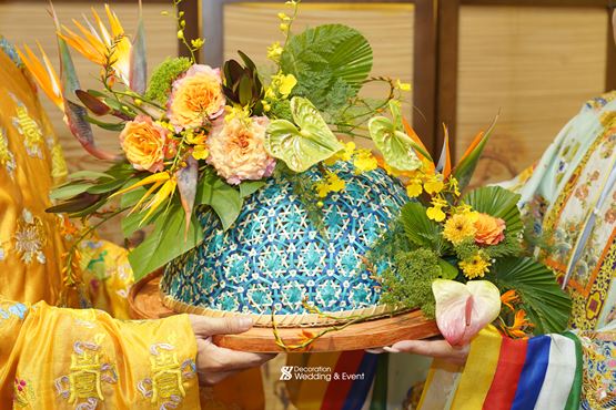 Tráp ăn hỏi hoa thiên điểu sang trọng 00001