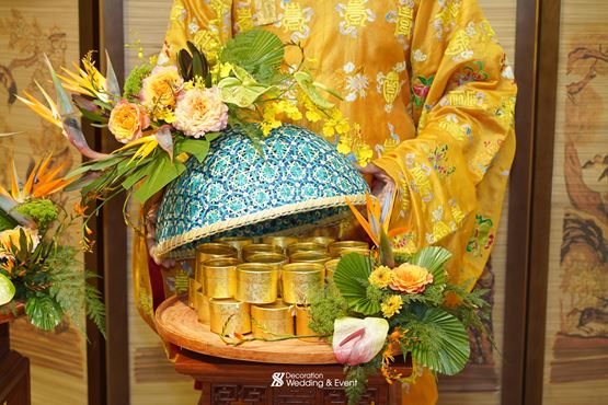 Tráp ăn hỏi hoa thiên điểu sang trọng 00003